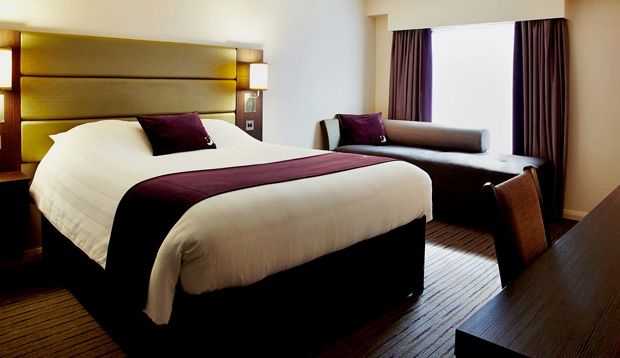 Premier Inn Birmingham City Centre Broad Street Exterior foto